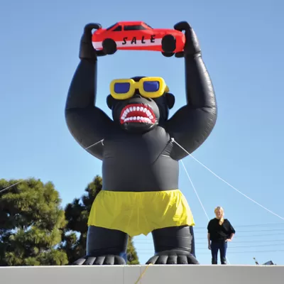 Giant 20ft Inflatable Gorilla  #855